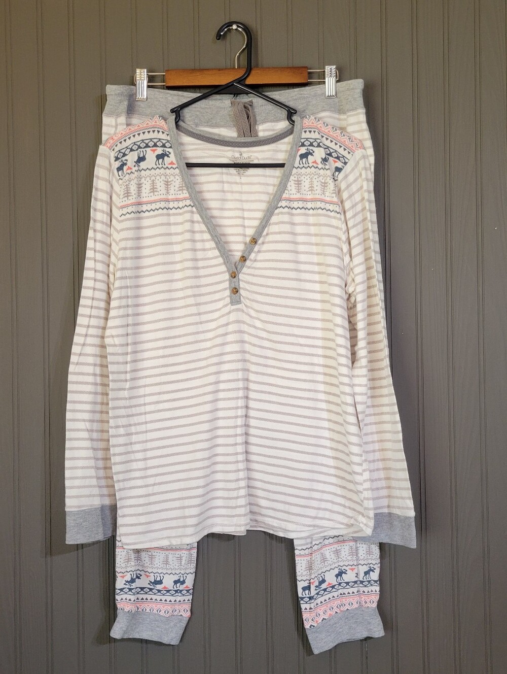 Cuddl Duds Pajama Set Henley Shirt Jogger Pants Holiday Striped Gray Women's L